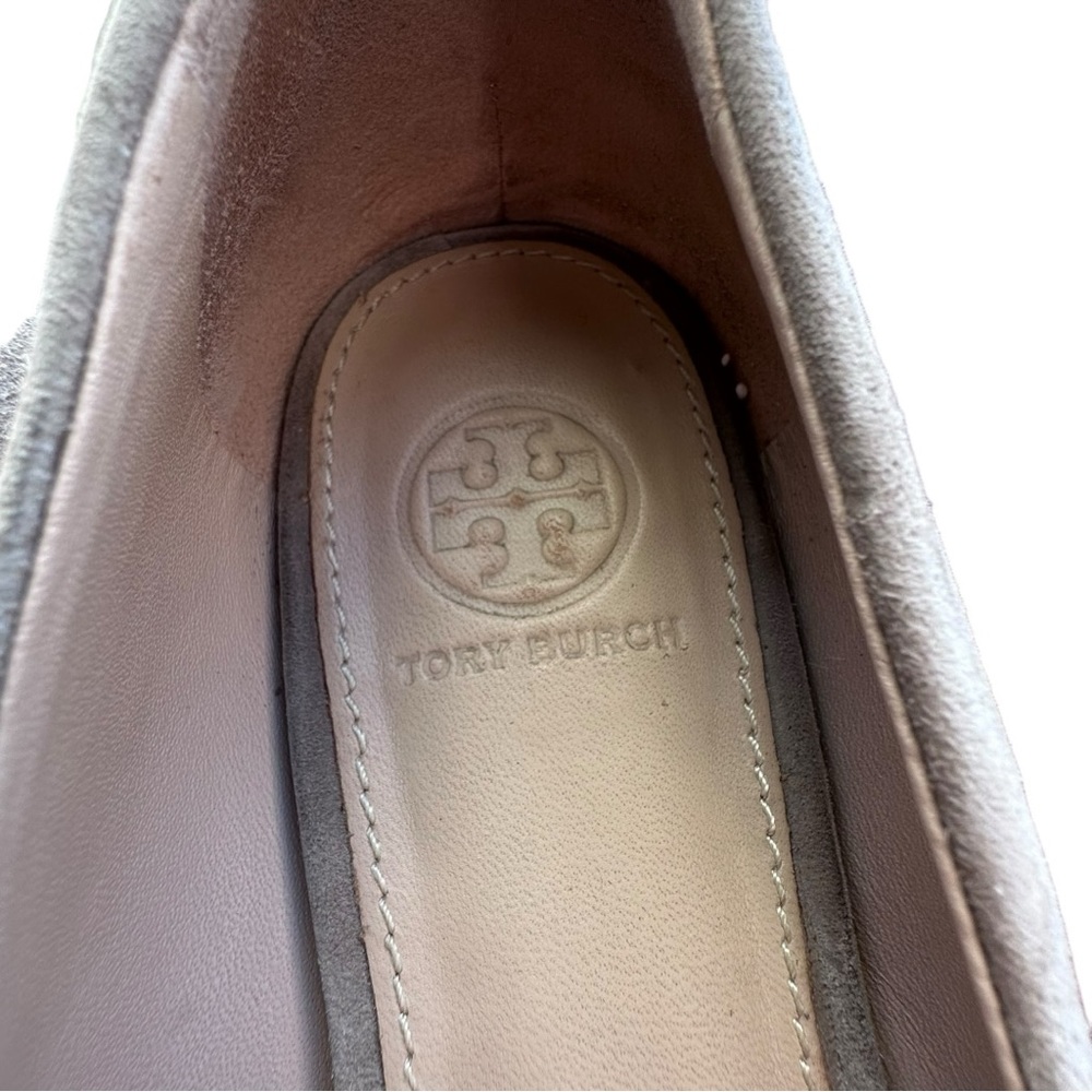 Tory Burch - Gigi Pump, Block Heel Suede, Size 9.5M - Picture 7 of 12